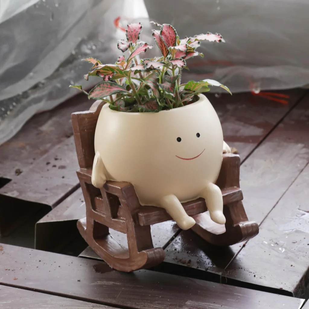 smiley face planter